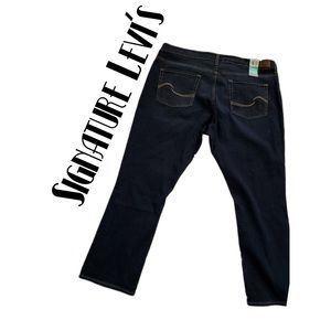 Levi's Jeans - 🔴🆕🏷NWT Plus Size Signature Levi’s Gold Label Levi's Jeans - 🔴🆕🏷NWT Plus Size Signature Levi’s Gold Label